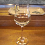 小判寿司 - 日本酒はRiedelのワイングラスで
