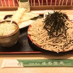 味奈登庵 - ざるそば大盛り＋穴子天ぷら＋いか天ぷら！