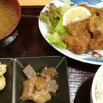 食なごみ酒 ダイニングF - 牡蠣フライ定食700円