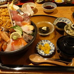 Funato Ichiba Tottotto - 薬臭いチリ産ウニがのった特上海鮮丼