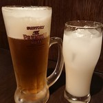 ビストロ アズーロ＆ザ・バー - ビール・カルピスサワー。