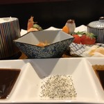 黒福多 - とんかつの塩、ソース