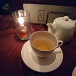 ラドンナ原宿 - お隣の女性の紅茶？はポットで...　2017.10