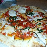 maitai bar - マルゲリータピザ＄19