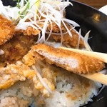 あか松 - カツ断面