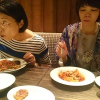 grigio la tavola - 