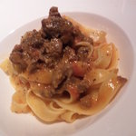 BANQUE - タリアテッレ 牛ホホと豚肩肉のミルク入りラグソース