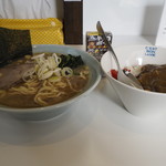横浜家系ラーメン みさきや - ツーショット