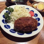 橋の湯食堂 - 肉じゃがコロッケ