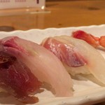 てらち - 特上握り
                                １つ食べちゃった。