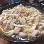 すき焼･鍋物 なべや - 鶏肉鉄鍋