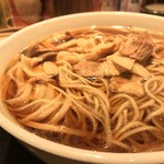 味奈登庵 - #食べログ的に撮るとこうなる。  
      味奈登庵らしく、大盛りはさすがのボリューム。
      肉もねぎもプリタツでウレシイ♡