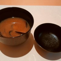 銀座 久兵衛 京王プラザホテル店 - 大振りのしじみたまらなく美味しいケチケチしたしじみ汁とはわけが違う