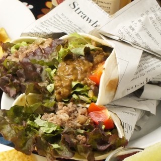 アレもコレも頼みたくなる、ラテンテイストなメニューがずらり！