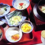 Takikawa - 【釜めし御膳】　南部鉄の釜で1つ1つ直火炊き。お造りも美味。３３００円～