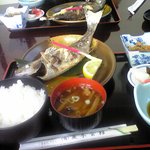 Namiki Kaikan - イサキの塩焼き定食　（1350円）