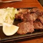 イル バンボッチョ - 2017/8/23  イベリコ豚の窯焼き  890円