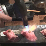 肉たらし - 炙り肉寿司