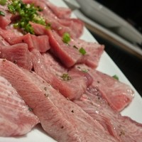 焼肉ダイニング MEGUMI 本店 - 上白タン