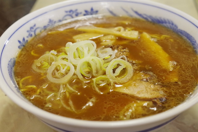 閉店 ニューホームラン 旭川四条 ラーメン 食べログ