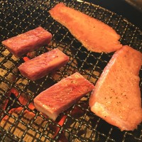 米澤牛DINING べこや - 綺麗な焼け方