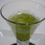 レフェルヴェソンス - アミューズブッシュ　グラニースミスとライムのドリンク（11.3月）