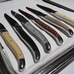 レフェルヴェソンス - 肉を切るラギオールのナイフを選ぶ趣向♪