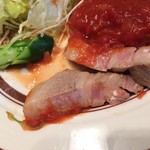 エヌズ キッチン - レアで焼かれています