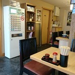 自家製うどん 武吉志 - 店内の雰囲気