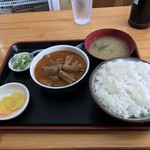 永井食堂 - 永井食堂(群馬県渋川市上白井) もつ煮定食 590円