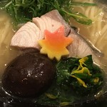 饗 くろ喜 - 鰤塩そば トッピングアップ（饗 くろ㐂）※季節の限定 2017.10