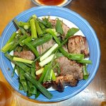 居酒屋 とよ - ほほ肉の炙り