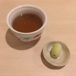 焼鳥 おみ乃 - ほうじ茶