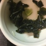 成蔵 - 酢の物はトンカツに合いますね(๑˃̵ᴗ˂̵)
      あ、これ、少し食べちゃってから写真撮りました(＞人＜;)