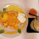 バーガーマニア - スペシャル マンゴー パンケーキ