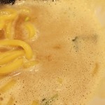 横浜家系ラーメン 弁慶 - 混ぜたらこんな色ですが…