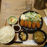 ORIGIN DINING - 広島県産カキフライ定食　790円