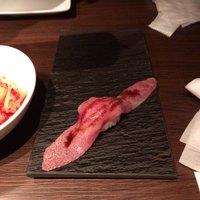 うしごろバンビーナ 銀座店 - 赤身の握り