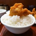 中華料理 大福楼 - 若鶏唐揚げ＋麻婆豆腐ランチ（大盛）750円（ランチは、ライス＆スープのおかわり無料）