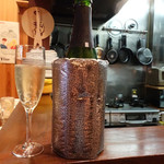 やっちゃbar - ラ・ロスカ　カヴァ　ブリュット2,500円