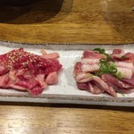 炭火焼肉 康 - カルビ￥480（税抜）+豚バラ￥380（税抜）