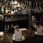 Bistro Franky Hotel - 1階カウンター