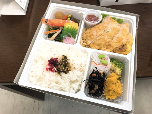 滋味健味弁当 べに家 - 郡山（弁当）の写真