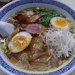 ザ･ラーメン屋 - 雲呑麺+味玉（2011年4月）