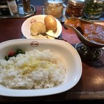 欧風カレー ボンディ 神保町本店 - 