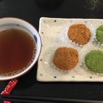 雪国のだんご屋 団平 - 極西わらび餅540円…黒豆茶付きです