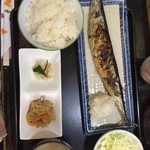 目黒のさんま 菜の花	 - 目黒のさんま定食800円(税込)