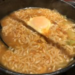 黒木屋 - シメに〝特製チゲラーメン〟