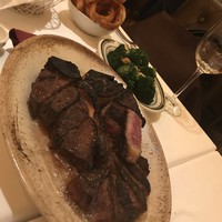 BENJAMINSTEAKHOUSE 六本木 - Steak For Twoとブロッコリーソテー