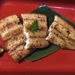 鰻はし本 - 泰正オーガニック トビの新仔地焼半身